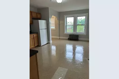 65 Belmont Ave #4 L, Springfield, MA 01108 - Photo 3