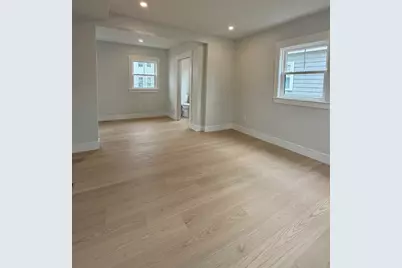 589 Weld St, Boston, MA 02132 - Photo 7