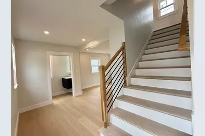 589 Weld St, Boston, MA 02132 - Photo 5