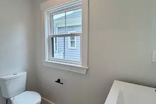 589 Weld St, Boston, MA 02132 - Photo 9