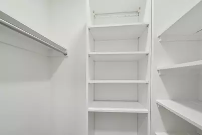 9 Hawthorne Pl #4A, Boston, MA 02114 - Photo 17