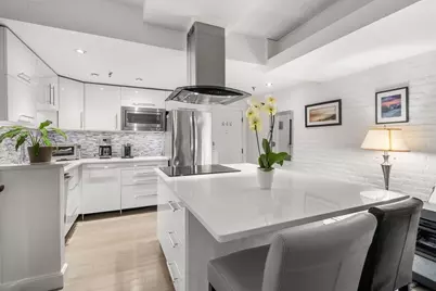 165 Beacon Street #2, Boston, MA 02116 - Photo 5