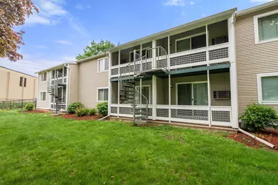 8 Arbor Way #A, Holyoke, MA 01040 - Photo 5
