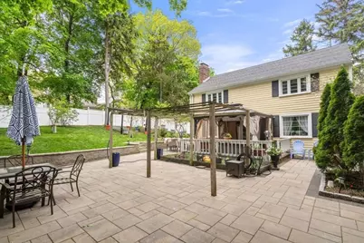 560 Worcester Street, Wellesley, MA 02481 - Photo 23