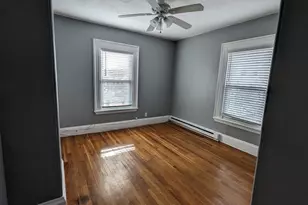 14 Wadsworth Ave, Waltham, MA 02453 - Photo 9