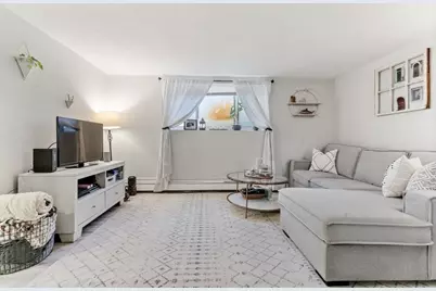 16 Bryon Rd #2, Boston, MA 02467 - Photo 9