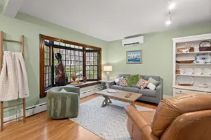 67 Maple St, Milton, MA 02186 - Photo 5