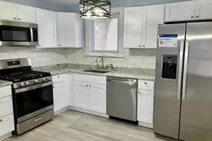 49 Downing St, Fall River, MA 02723 - Photo 13