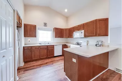 11 Notre Dame Street #A, Westfield, MA 01085 - Photo 5