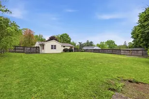 97 Treetop Ave, Springfield, MA 01118 - Photo 13