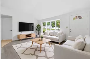 97 Treetop Ave, Springfield, MA 01118 - Photo 5