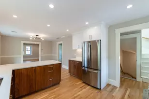 219 Common St, Watertown, MA 02472 - Photo 11