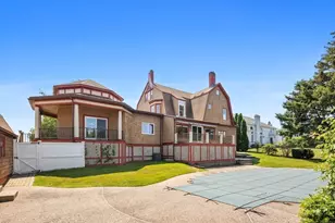 372 Ocean Ave, Marblehead, MA 01945 - Photo 21
