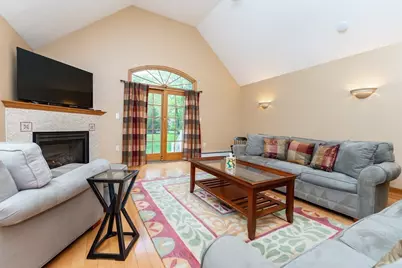 7 Longobardi Dr, Franklin, MA 02038 - Photo 7