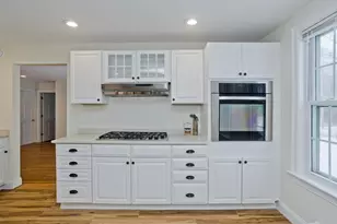 54 Canal St, South Hadley, MA 01075 - Photo 3