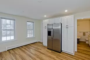 54 Canal St, South Hadley, MA 01075 - Photo 7