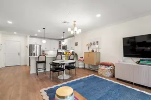 320 Middlesex Ave, Medford, MA 02155 - Photo 11