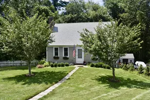 6 Michelle Ln, Mattapoisett, MA 02739 - Photo 1