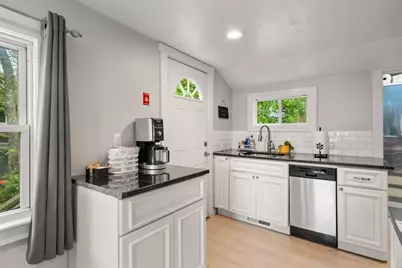 7 Indian Neck Rd, Wareham, MA 02571 - Photo 11