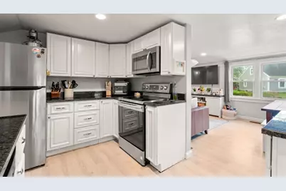 7 Indian Neck Rd, Wareham, MA 02571 - Photo 13