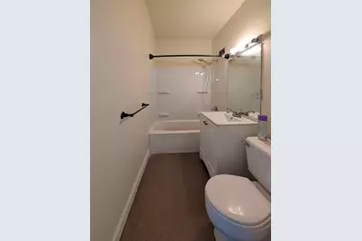 140 Chestnut St #207, Springfield, MA 01103 - Photo 9