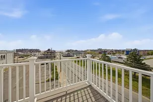 233 Beach Rd, Salisbury, MA 01952 - Photo 5