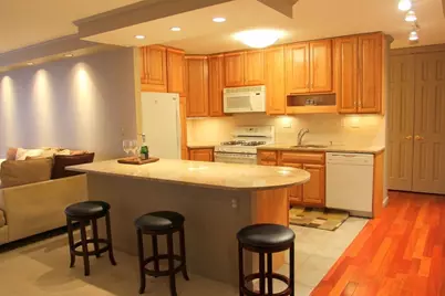 2 Hawthorne #2N, Boston, MA 02114 - Photo 9