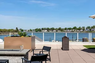 10 Shipyard Dr, Hingham, MA 02043 - Photo 19