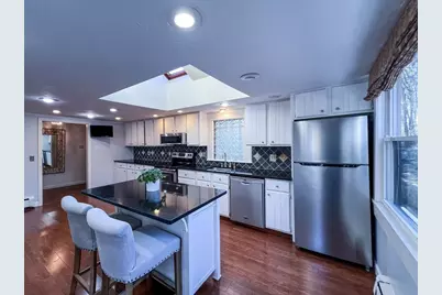 56 Rockridge Rd, Framingham, MA 01702 - Photo 3