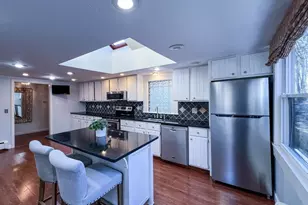 56 Rockridge Rd, Framingham, MA 01702 - Photo 3