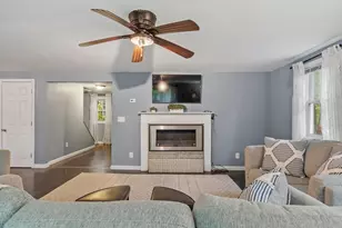 1373 Massachusetts Ave, Lunenburg, MA 01462 - Photo 15