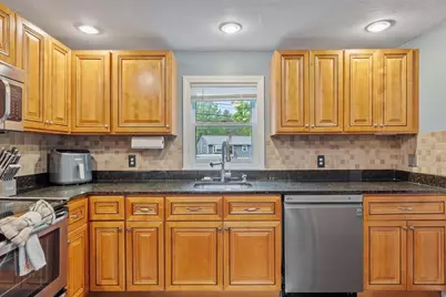 1373 Massachusetts Ave, Lunenburg, MA 01462 - Photo 7