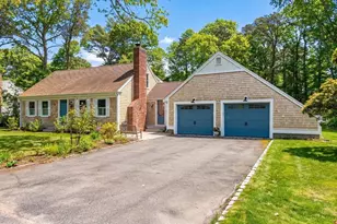 31 Pine St, Sandwich, MA 02563 - Photo 1