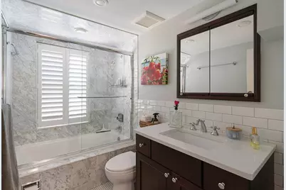 8 Ringgold St, Boston, MA 02118 - Photo 31