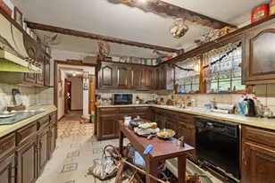 354 Maple St, Bellingham, MA 02019 - Photo 19