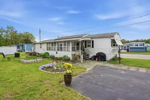 119 Rene Dr, Attleboro, MA 02703 - Photo 3