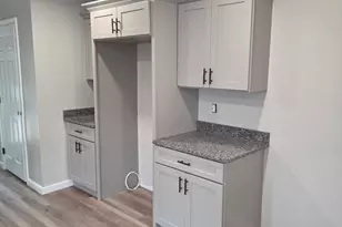 71 Pine St, Warren, MA 01083 - Photo 3