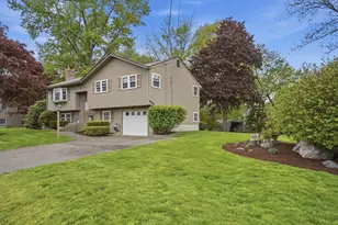 12 Linden St, Woburn, MA 01801 - Photo 3