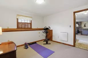 12 Linden St, Woburn, MA 01801 - Photo 27