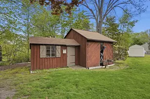 12 Linden St, Woburn, MA 01801 - Photo 33