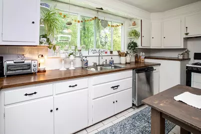 258 Sanford Rd, Westport, MA 02790 - Photo 9
