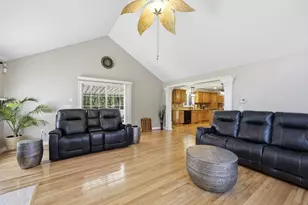 24 Jeanne Marie Dr, Westfield, MA 01085 - Photo 11