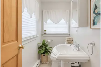 999 Waverley St, Framingham, MA 01702 - Photo 5