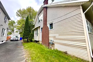 107 Dorset St, Springfield, MA 01108 - Photo 3