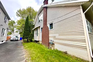 107 Dorset St, Springfield, MA 01108 - Photo 3