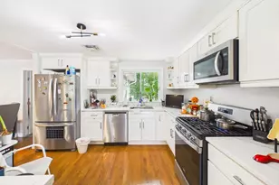 15 Sunset Dr, Randolph, MA 02368 - Photo 13