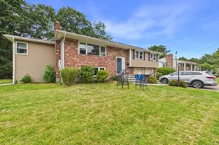 15 Sunset Dr, Randolph, MA 02368 - Photo 1