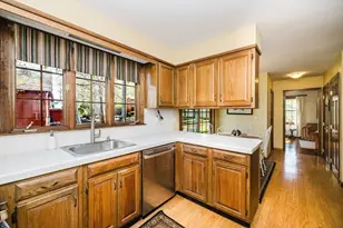 146 Colonial Dr, Somerset, MA 02726 - Photo 7
