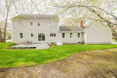 146 Colonial Dr, Somerset, MA 02726 - Photo 3