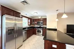 580 Quarry St, Quincy, MA 02169 - Photo 9
